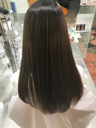ロング 三田 豪のヘアスタイル
