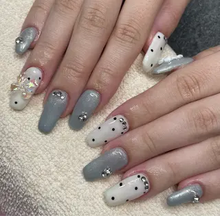 ネイル nail&eye Ariesのネイルデザイン