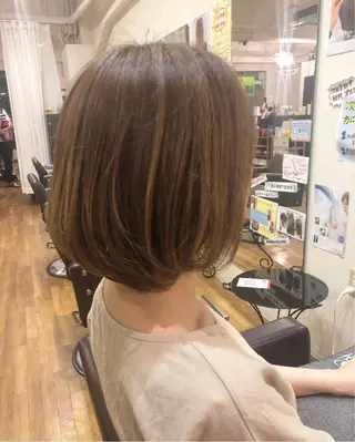 ミディアム スタイリスト 佑梨のヘアスタイル