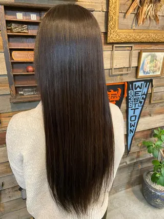 ロング カラー 川崎 かなでのヘアスタイル