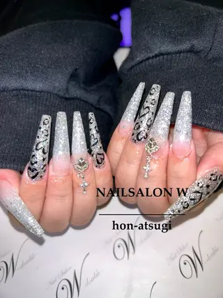 ネイル ネイルサロン ダブルのネイルデザイン