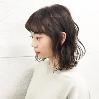 ミディアム カラー ハイライト/ブリーチ /綾華のヘアスタイル