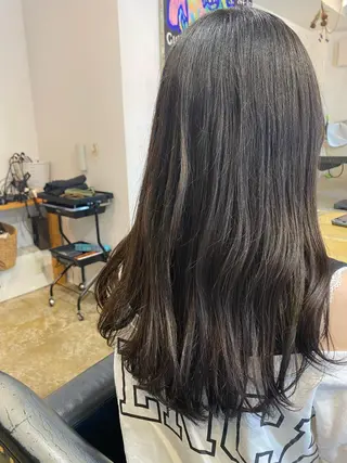 ロング 小日向 沙織のヘアスタイル