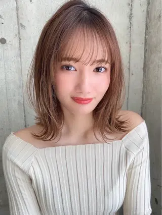 ミディアム レイヤーカット/前髪 顔まわり/大田哲也のヘアスタイル
