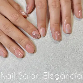 カラー ネイル Elegancia. Hiromiのネイルデザイン