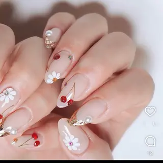 ネイル MAXKELLY MAIKAのネイルデザイン
