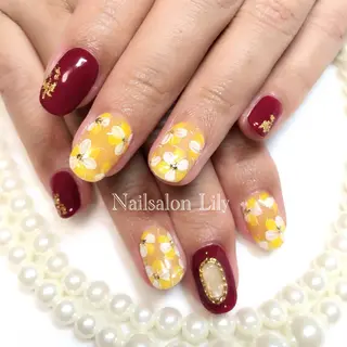 ネイル Lily*nail 🌻Mii🌻のネイルデザイン
