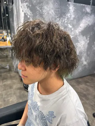 メンズ 🪽直毛男子の救世主 🪽フェザーパーマのヘアスタイル