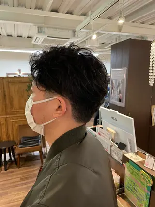 ショート 山本 純平のヘアスタイル