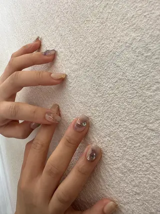 ネイル 三輪 絢香のネイルデザイン