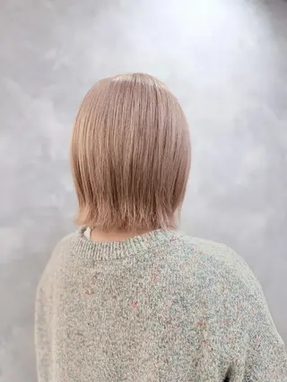 ショート カラー encount by mahalo 千葉所属・加賀文乃/ハイトーン /艶カラー/派手髪のヘアスタイル