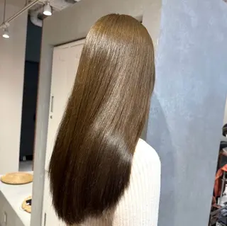 カラー satone 🩵のヘアスタイル