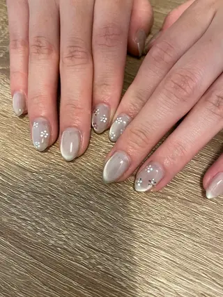 ネイル 小林 優花のネイルデザイン