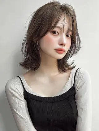 ミディアム 砂澤 瞳のヘアスタイル