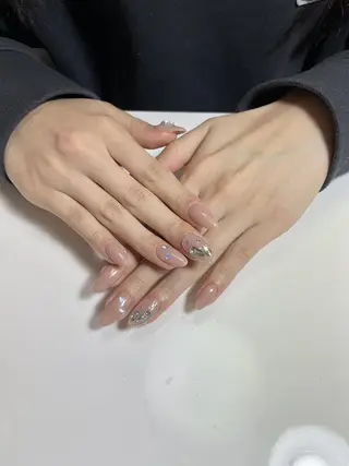 ネイル エリ🫧 nail池袋東口のネイルデザイン