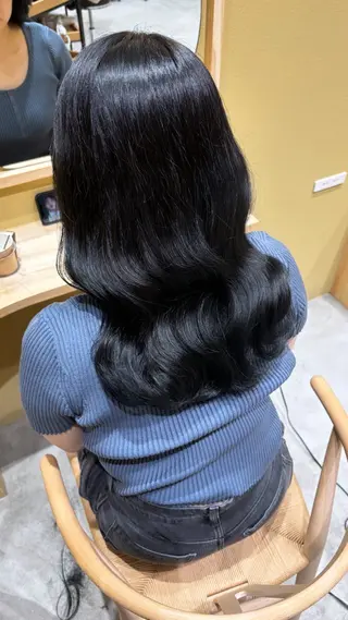 ロング カラー ブリーチ🥣⌇ケア⌇ 🎨mana🎀のヘアスタイル