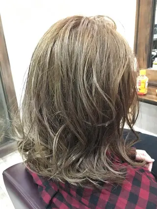 ミディアム カラー 松本 亮のヘアスタイル