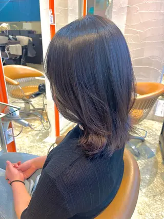 ミディアム うしだ かおるのヘアスタイル