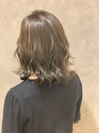 ミディアム カラー ショート／透明感 カラー加治竜汰💡のヘアスタイル