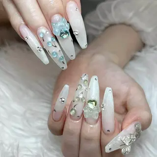 ネイル ゴテゴテネイル JRのネイルデザイン