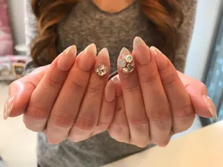 ネイル ♡ビジュール♡ NAIL &まつ毛のマツエク・マツパデザイン