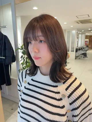 セミロング 🧸SAKI🎀 韓国レイヤーのヘアスタイル