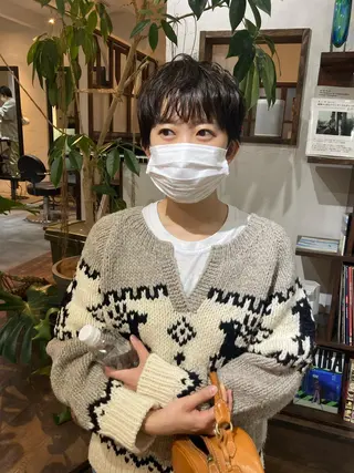 ショート 金田 夏野のヘアスタイル