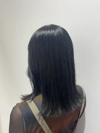ミディアム カラー モデル募集中🩶 𝓡𝓮𝓲𝓻𝓪のヘアスタイル