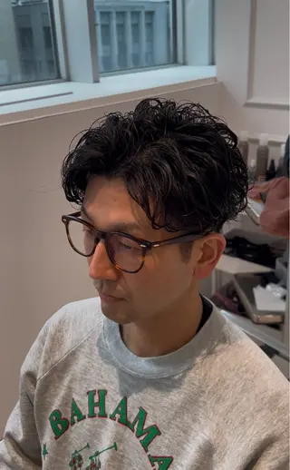 パーマ メンズ スパイキーショート／ パーマ平松秀門のヘアスタイル