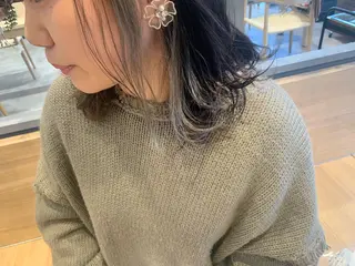 ミディアム カラー 吉田 早織のヘアスタイル