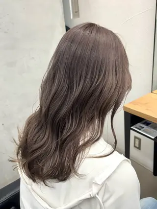 ロング カラー ヘアアレンジ 坂齋大地/レイヤー/ ミルクティーのヘアスタイル