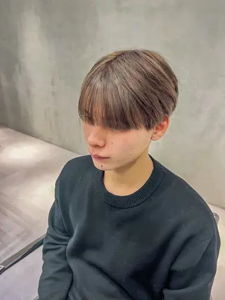 ショート カラー メンズ ⚡メンズパーマフ ェードカットTomyのヘアスタイル