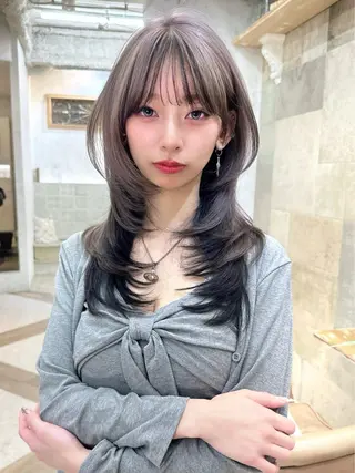 ロング カラー Lond robinのヘアスタイル