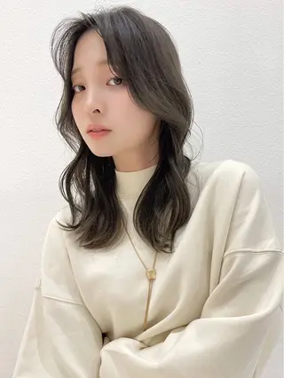 パーマ 河野 心優のヘアスタイル