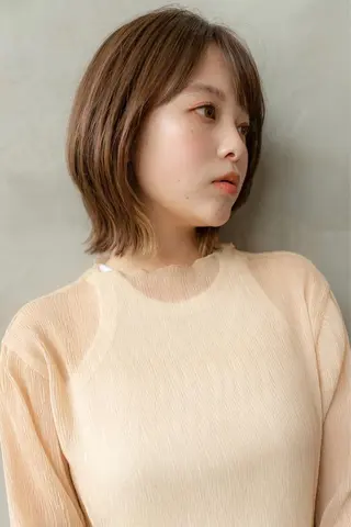 ミディアム カラー 10月限定モニター 髪質改善美髪矯正のヘアスタイル