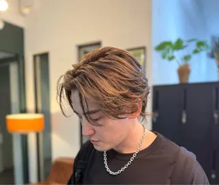ショート カラー メンズ HRABRA ゆづきのヘアスタイル