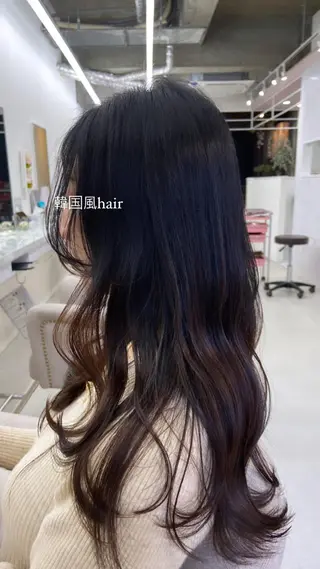 ロング カラー しみず さきのヘアスタイル
