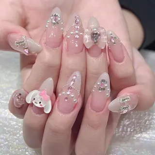 ネイル Queens ゲンのネイルデザイン