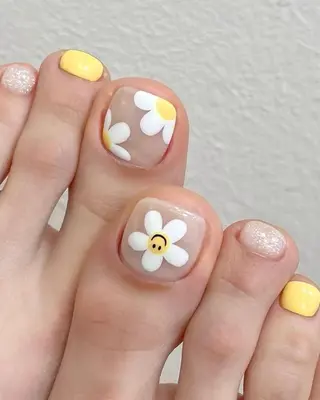 ネイル HerNails  Yokosukaのネイルデザイン