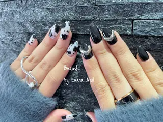 ネイル BeauJu by Luana Nailのネイルデザイン