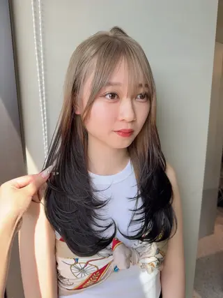 セミロング カラー ヘアアレンジ ARIA💎縮毛矯正 ブリーチ💎複雑履歴のヘアスタイル