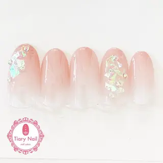 ネイル tiarynail K K🐼のネイルデザイン