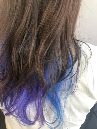 ロング カラー Kaede .のヘアスタイル