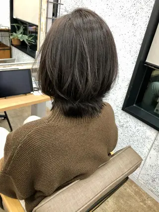 ミディアム カラー カノエ 松江学園店のヘアスタイル