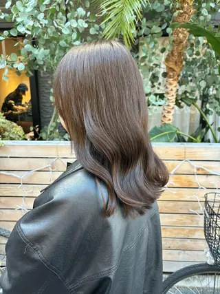 カラー SOL Matsumuraのヘアスタイル
