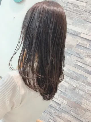 セミロング 保野加/トレンドボブ 透明感爆発カラーのヘアスタイル