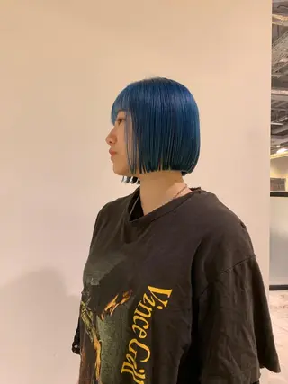 ショート 黒染め落とし ムラ修正　ハイトーンのヘアスタイル