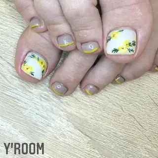 ネイル YUKA （ネイリスト）のネイルデザイン