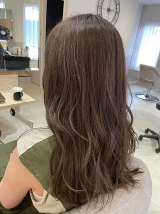ロング 髪質改善お任せ ください♪ひとみのヘアスタイル