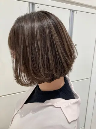 ショート カラー ヘアアレンジ シアーベージュニスト 🥣大石亜里紗のヘアスタイル
